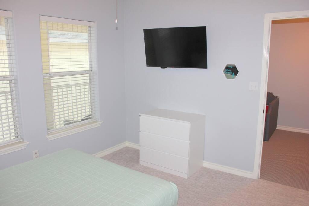 Spacious Home, Short Walk To Beach, Heated Pool! Corpus Christi Esterno foto