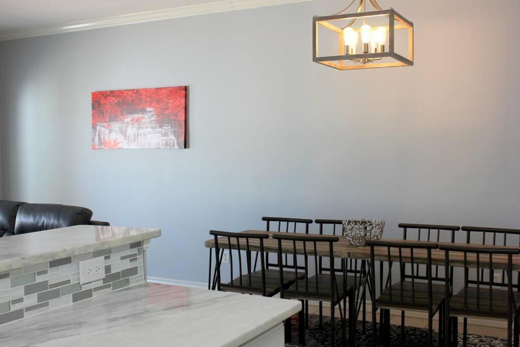 Spacious Home, Short Walk To Beach, Heated Pool! Corpus Christi Esterno foto